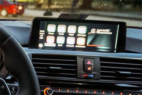 Apple CarPlay software download and requirements