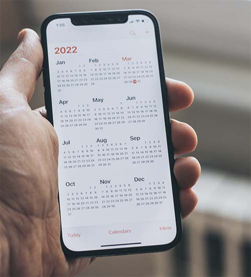 How Far Does iPhone Calendar Go